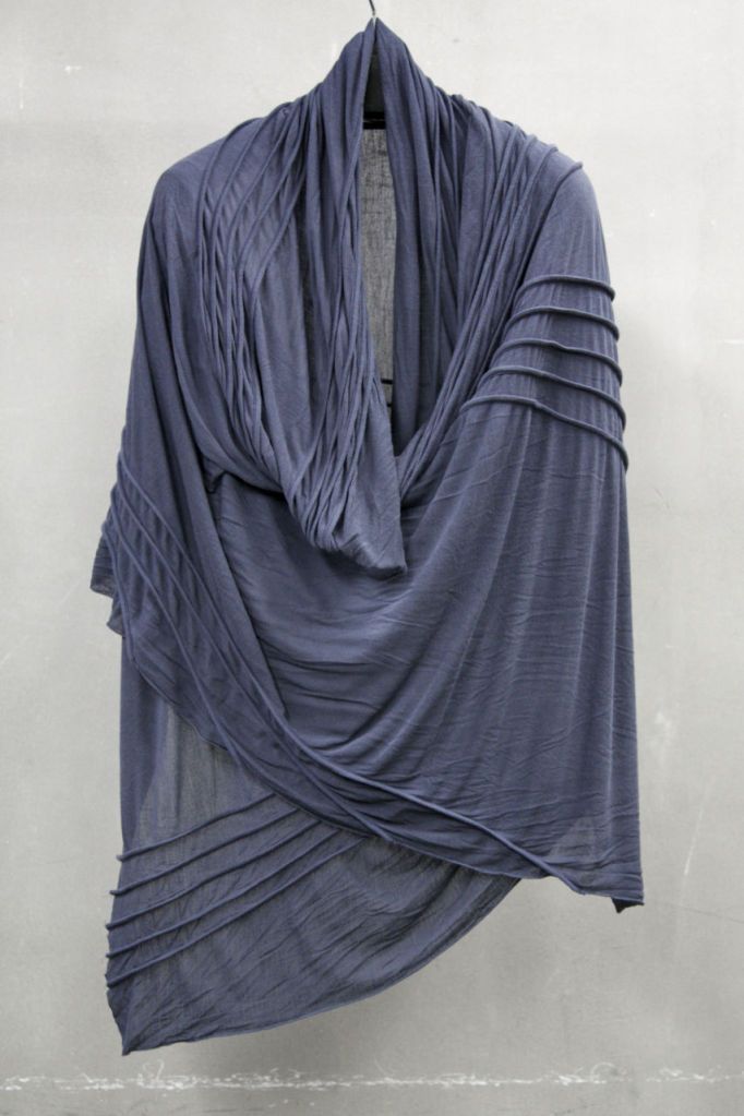 juliusss12scarf1.jpg