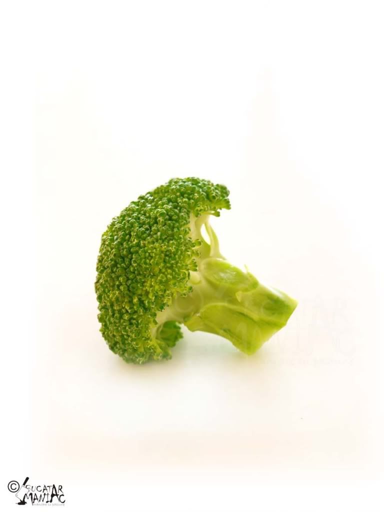 legume coapte,brocoli,broccoli,conopida,ciuperci,smantana,sos de smantana
