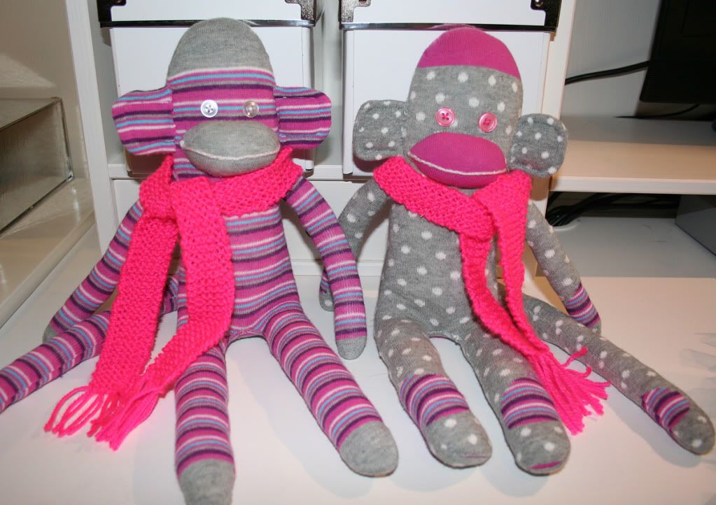 sock monkeys with scarves