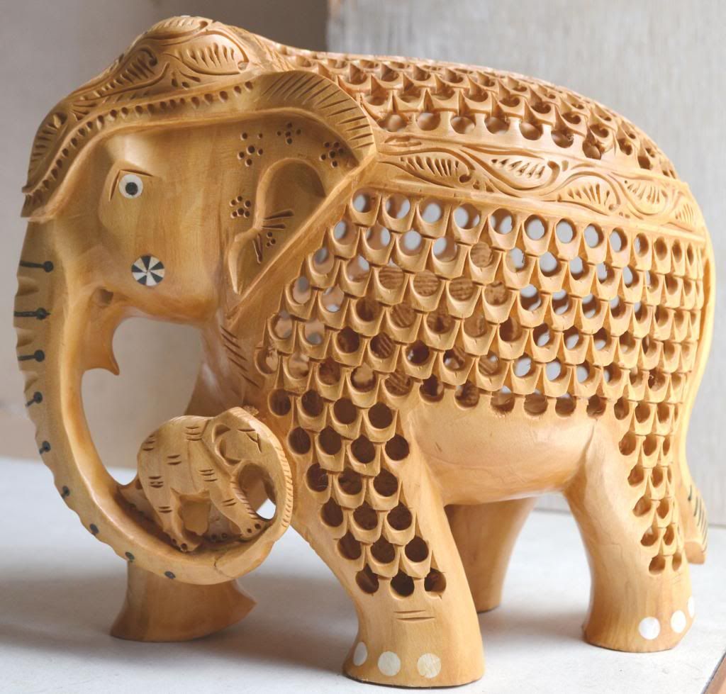 Royal Jaipur Elephant with Child photo wooden-elephant-1_zps54965761.jpg
