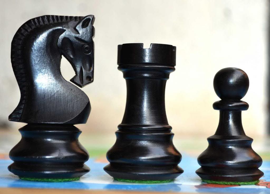 zagreb chess set photo zbreg-chess-set-14_zps67822952.jpg
