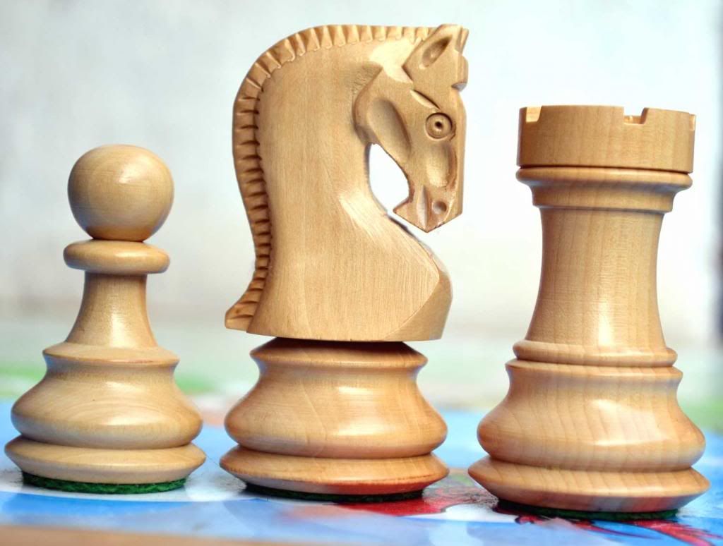 zagreb chess set photo zbreg-chess-set-8_zps68fcc3e6.jpg