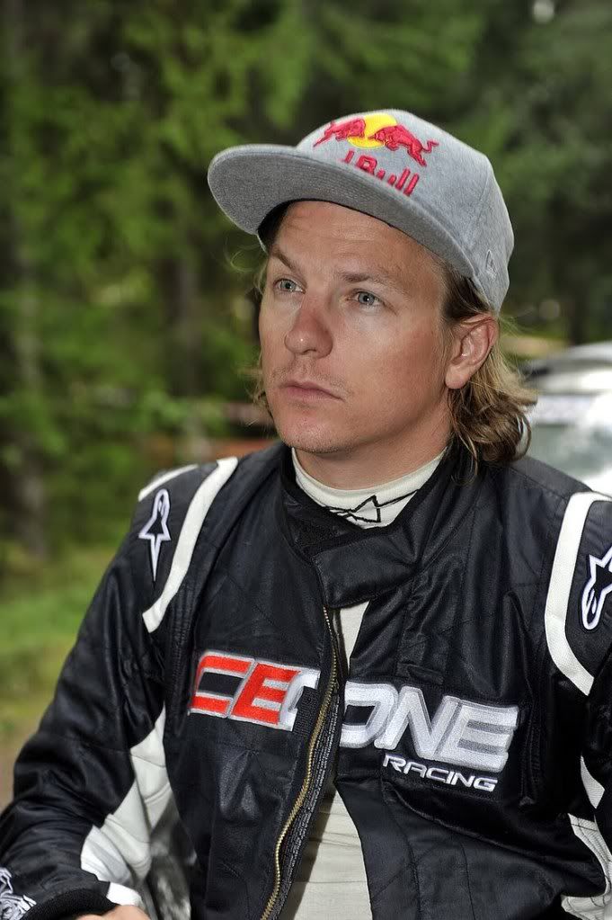 http://i1197.photobucket.com/albums/aa425/kimibolygo/WRC/Neste%20Oil%20Rally%20Finland%202011/292.jpg?t=1312235673