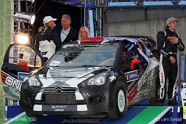 http://i1197.photobucket.com/albums/aa425/kimibolygo/WRC/Neste%20Oil%20Rally%20Finland%202011/448.jpg?t=1313330875