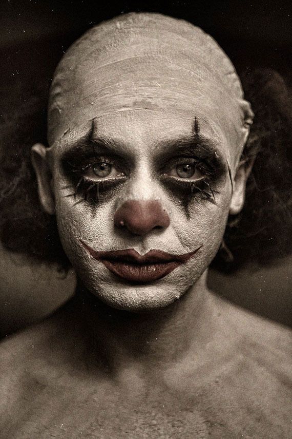  photo macabre-scary-clown-portraits-clownville-eolo-perfido-28_zpsvzmuhcmd.jpg