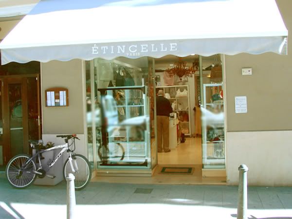 Shopping en Valencia Reina Bada en Etincelle