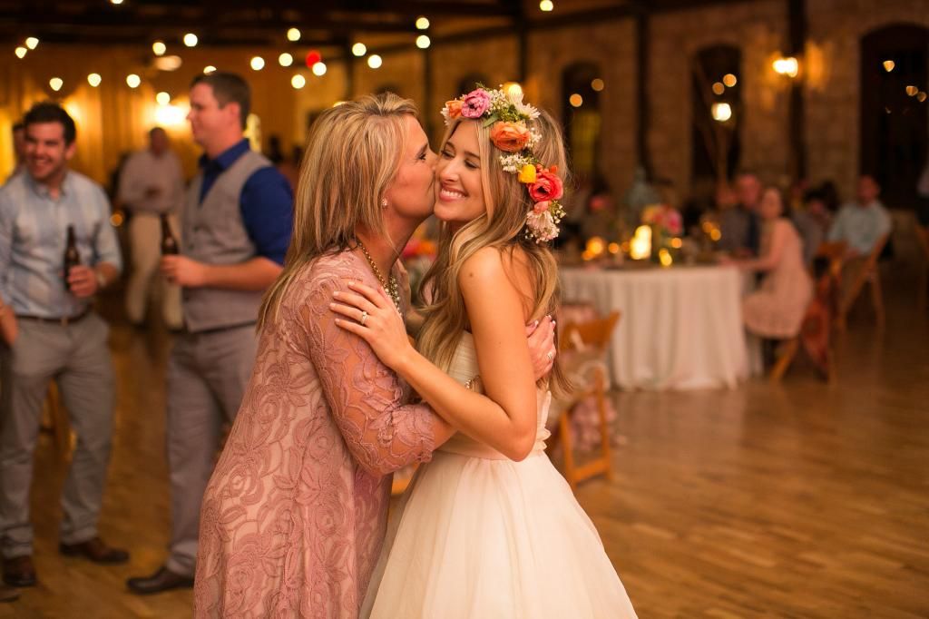 photo NolanWedding1553-1.jpg