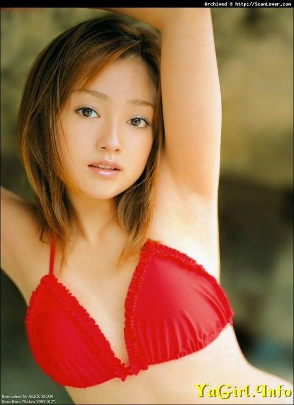  Japanese Actress and Model Yumi Adachi
