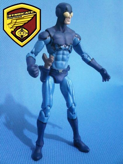 BlueBeetle2_zpsaa86bbae.jpg