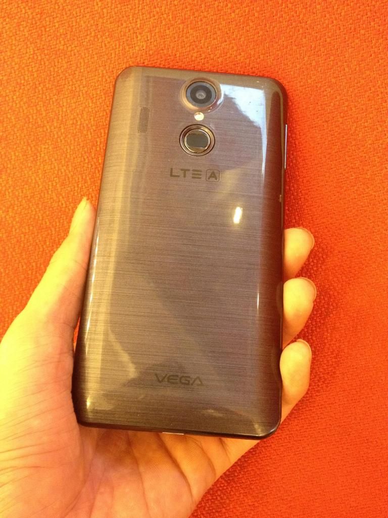 4s 16g quoc te, sky a900 dep 99% - 5