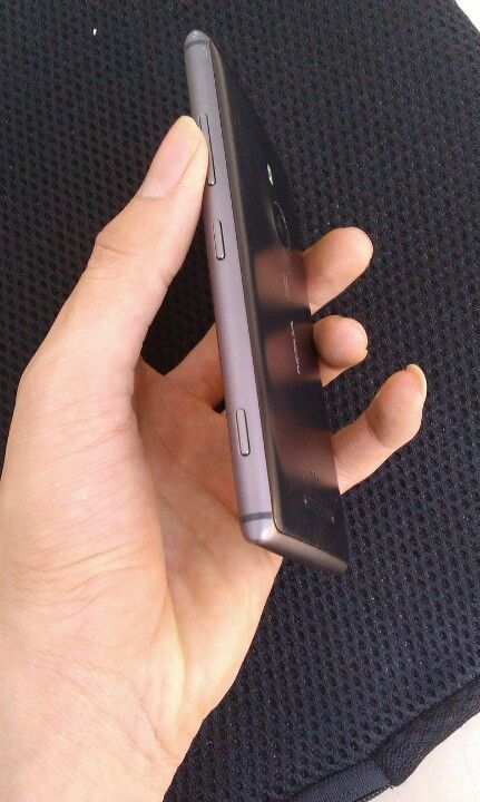 sony c3, SONY Z1 BẢO HÀNH 11THANG - 2